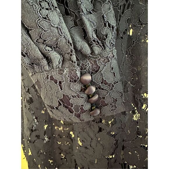 Generation Love Jada Lace Blouse in Navy Blue Size XS - Picture 4 of 10